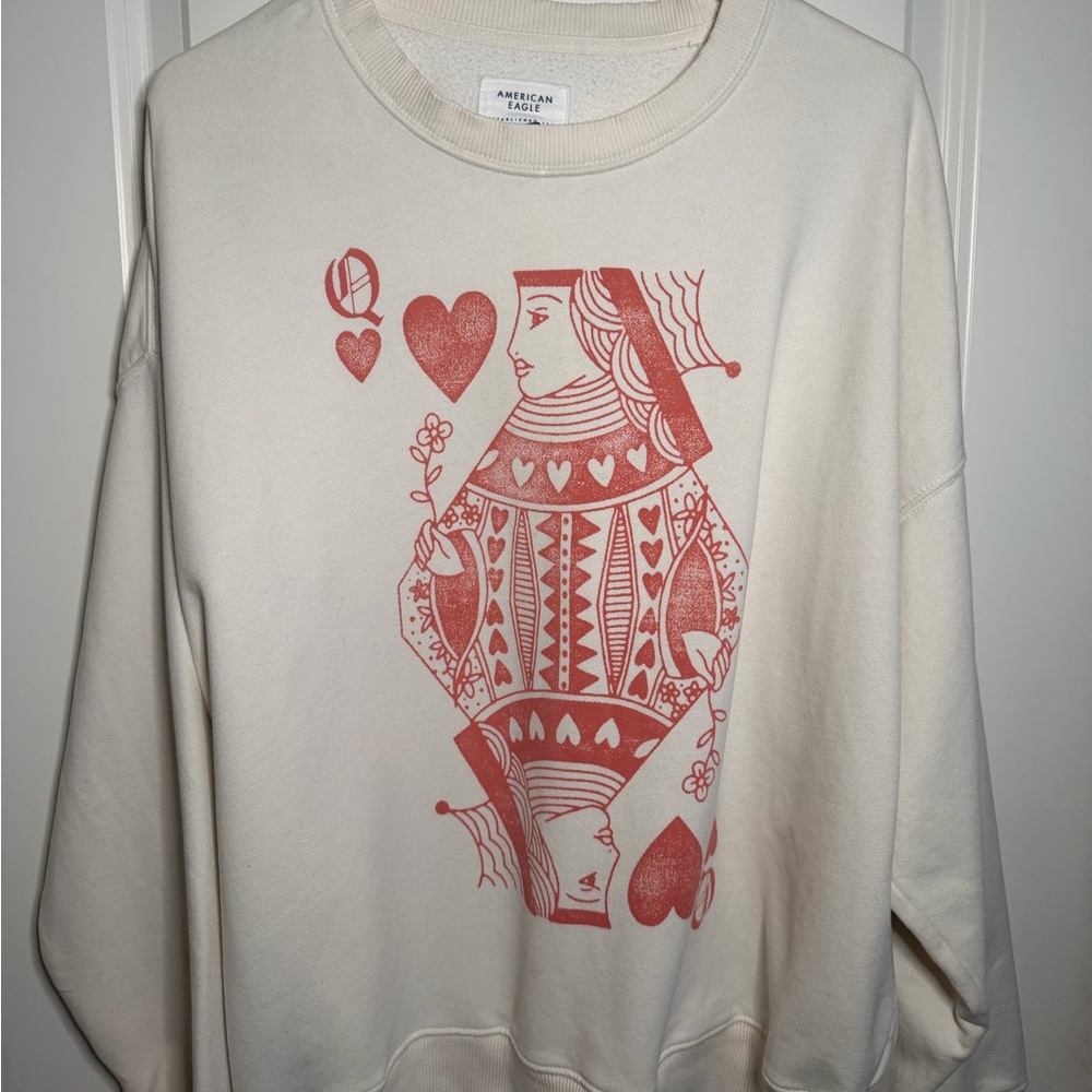 American Eagle Queen of Hearts Graphic Relaxed Crew Neck Sweatshirt Cream Sz XL